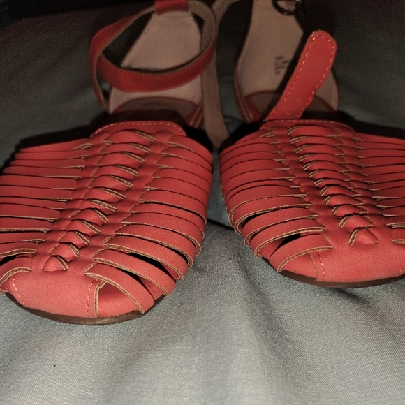 🧡 EUC Womens Coral Wonderly Size 6M Gladiator Sandals Spring Summer Date Lunch - Picture 2 of 4